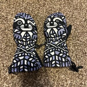 Dakine Kids Mittens - Black and White Pattern